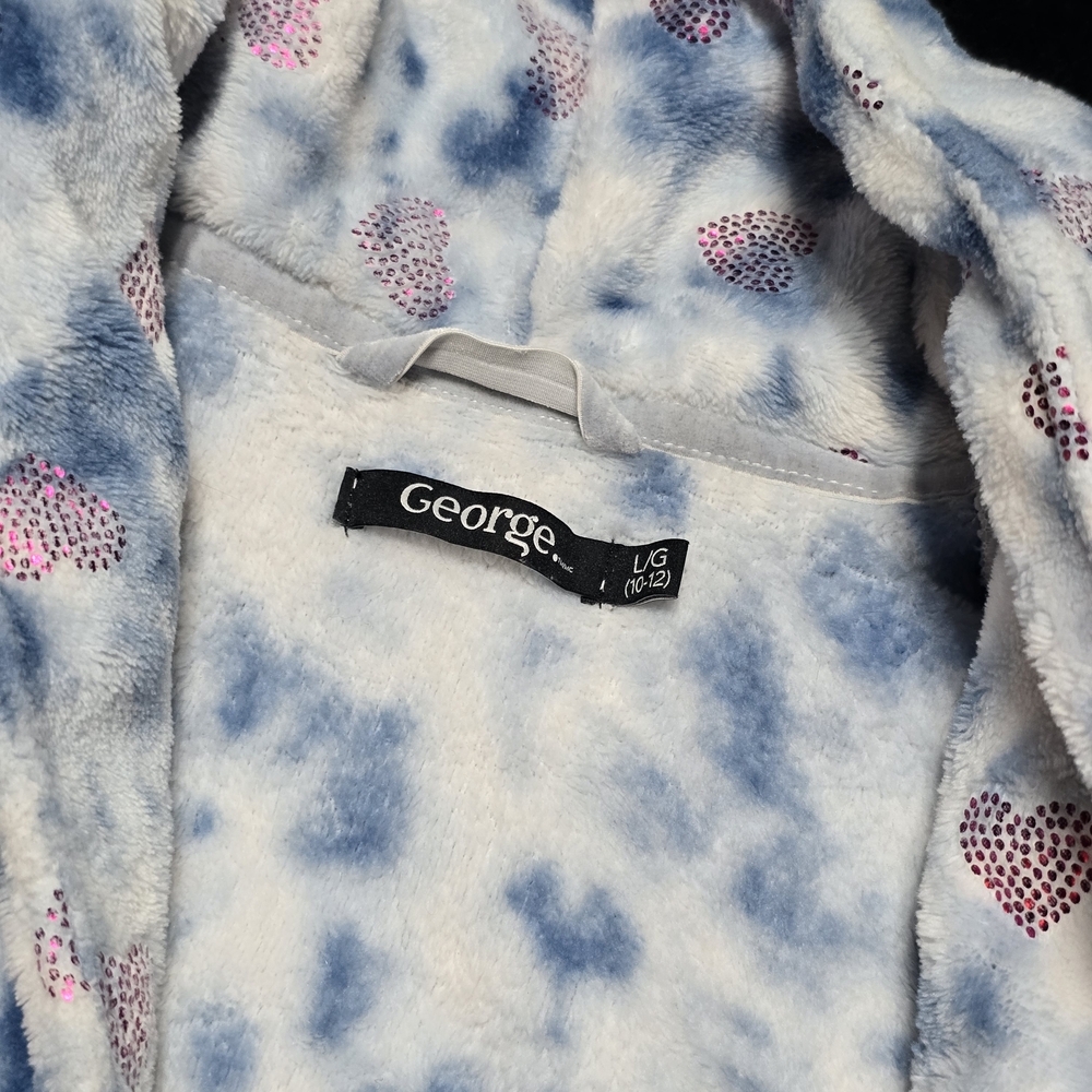 George Cozy Blue and Pink Heart Robe - Picture 2 of 2